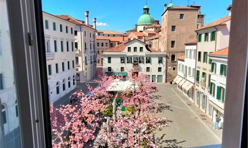 Piazza Pola affitto appartamento centro storico 